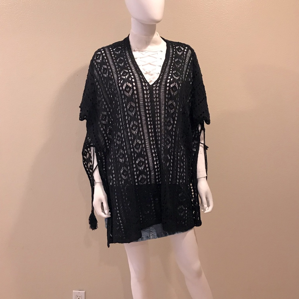 Black Crochet Poncho Beach Cover Up One Size V Neck Open Knit Boho Chic Classic